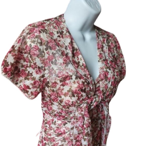 Pink and White Floral Print Dress and Shrug Set Size Medium - Picture 9 of 12